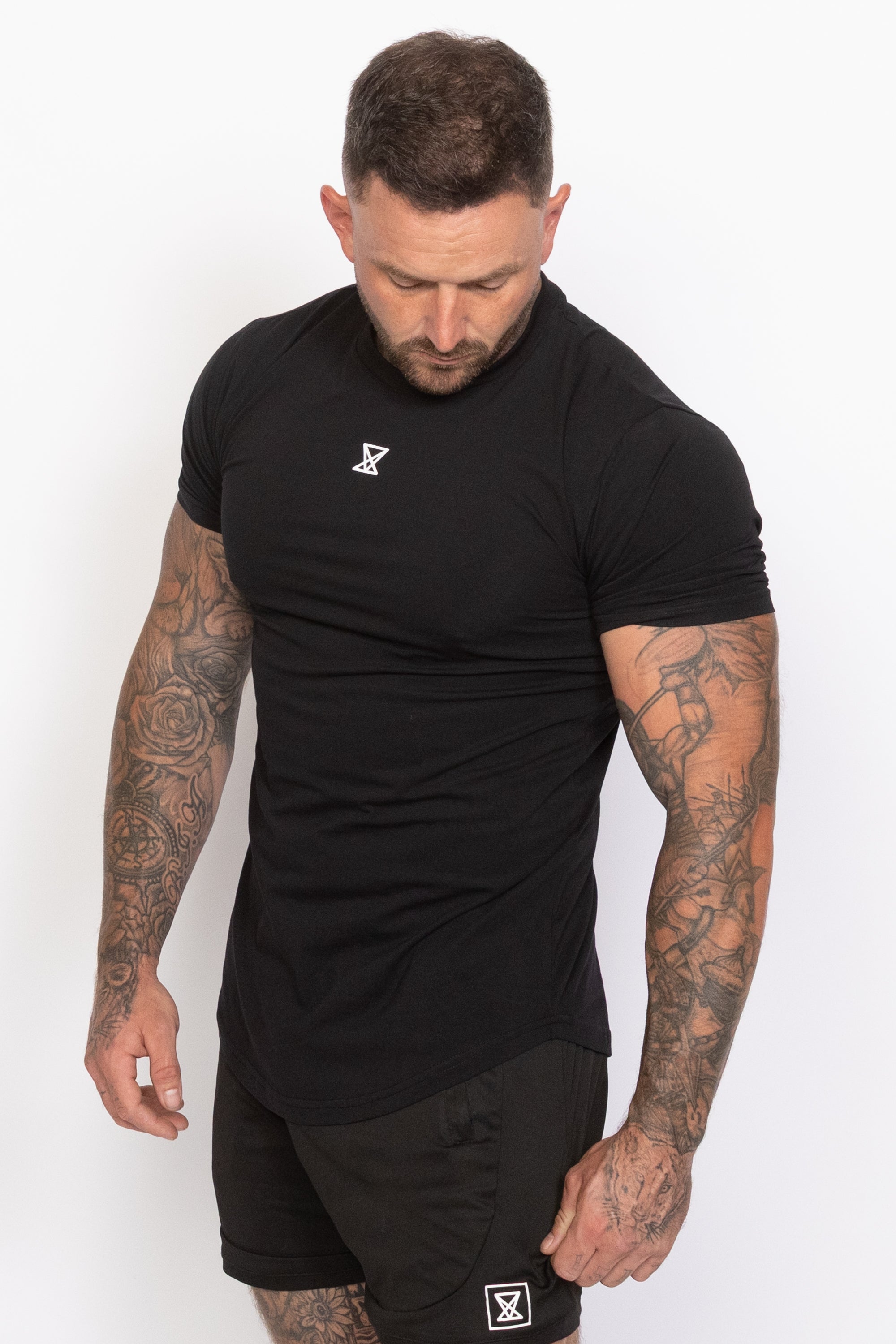 Essentials T-Shirt - VXS GYM WEAR